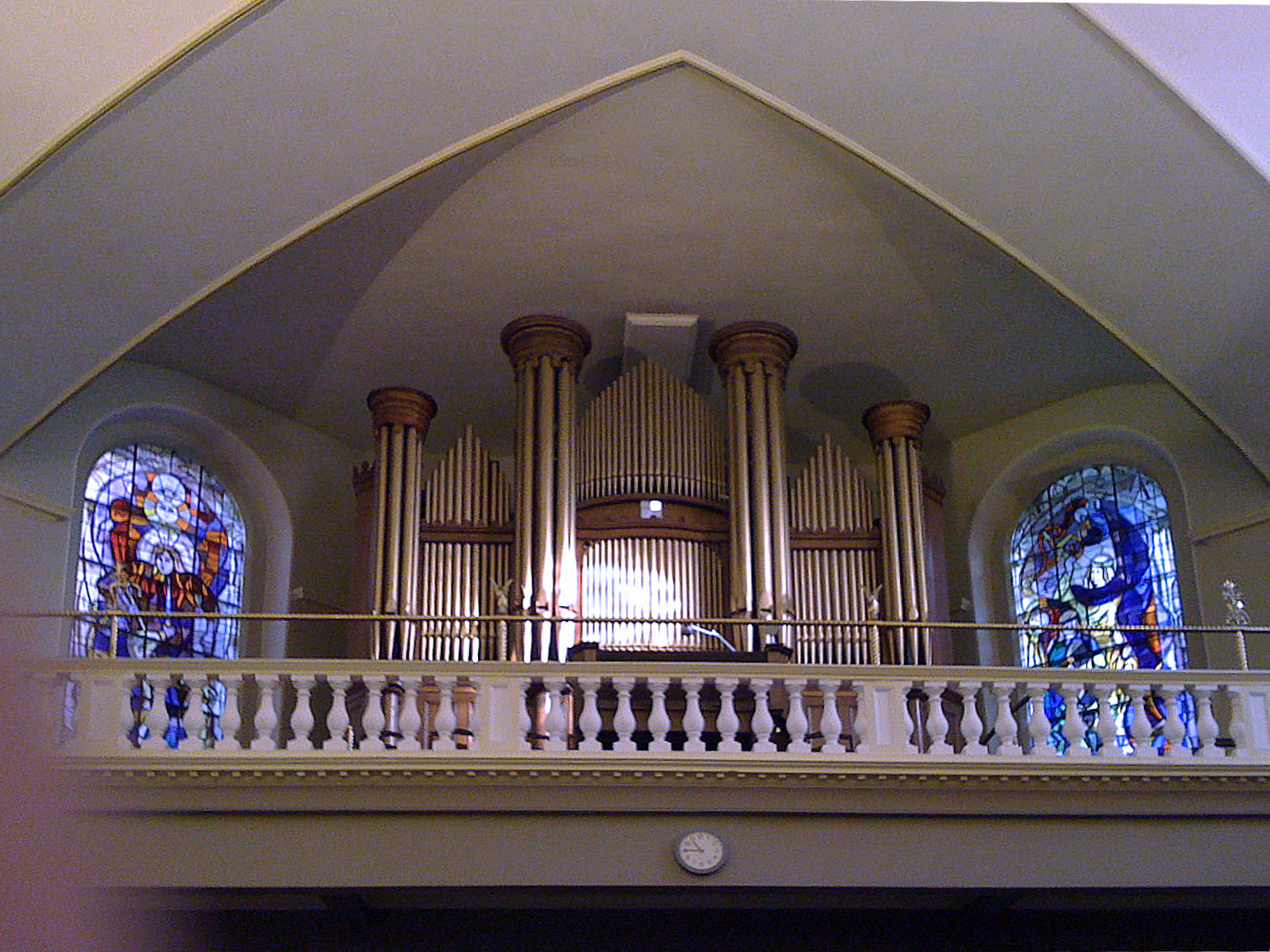 St Teresa's Church, organ